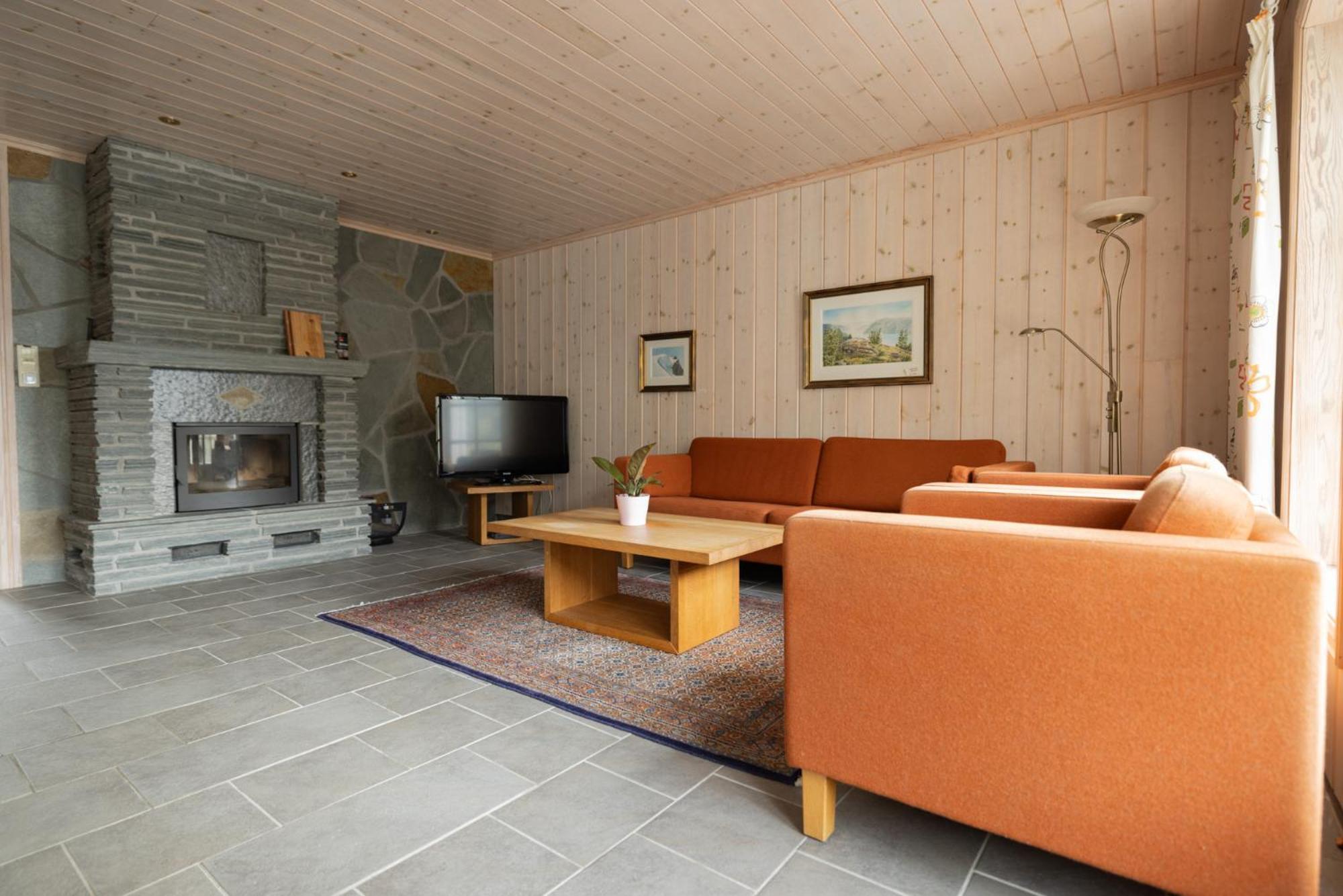 Skjolden Resort *